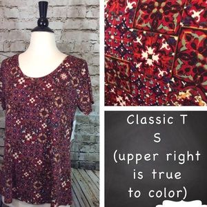 NWT Classic T shirt By LuLaRoe, S